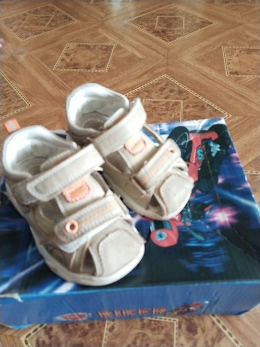 Сандали для малышей