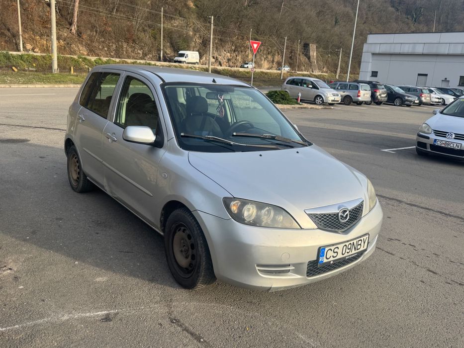 Mazda 2 motor 1.4 benzina