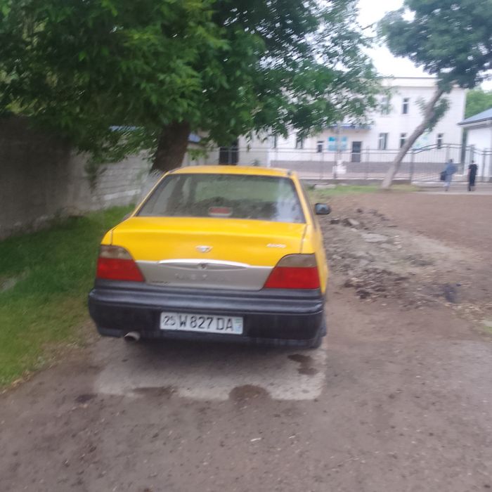 Nexia 1 sotaman gaz benzinda sariq 2002yil soʻns.