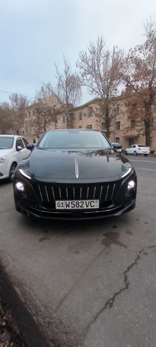 Срочно продам honqi eqm-5