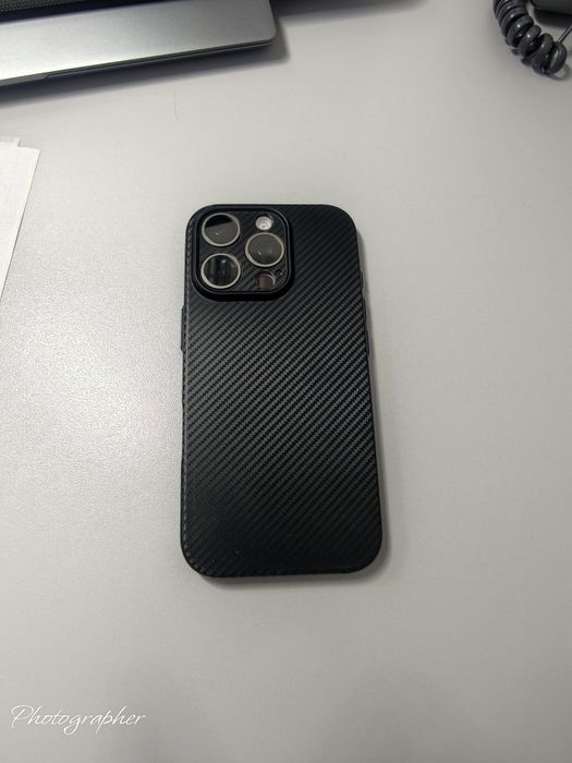 Продается Iphone 16 pro.
