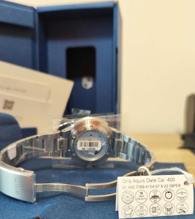 автоматичен часовник ORIS Aquis Date Calibre 400