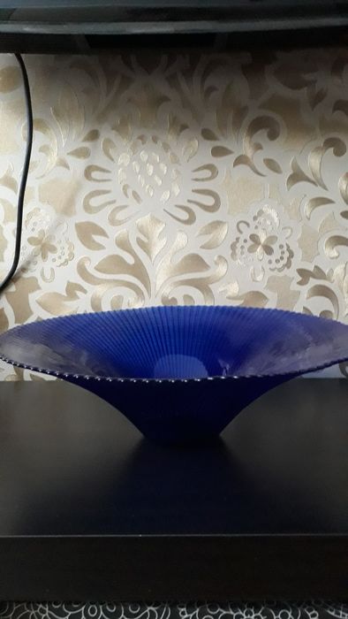 Продам вазу под фрукты