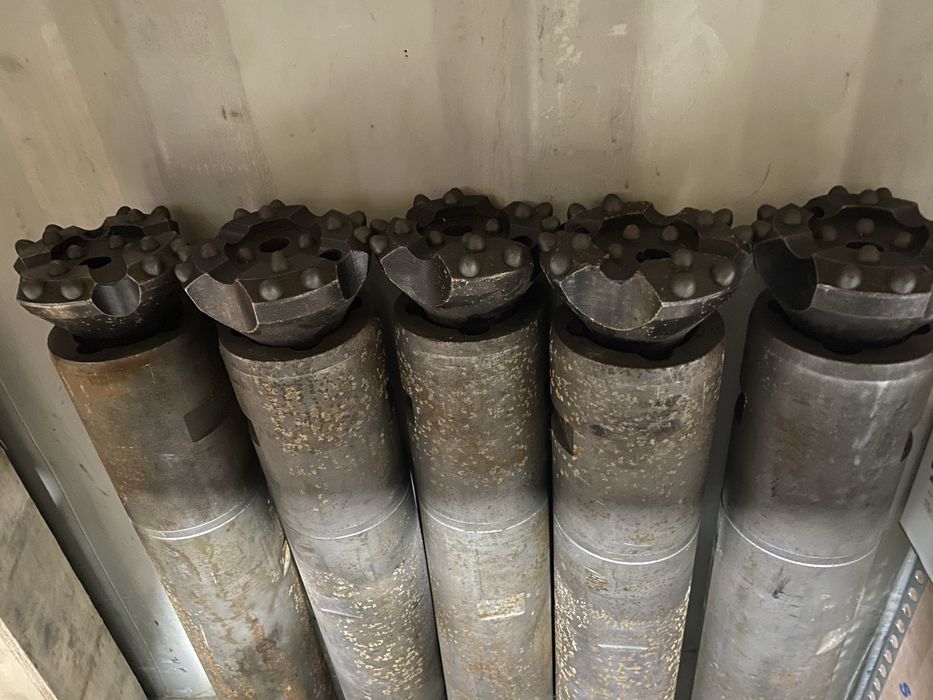 Пневмоударник п 130 кнш 130