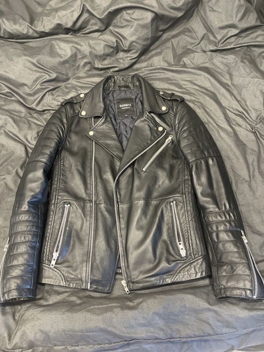 Кожаная куртка