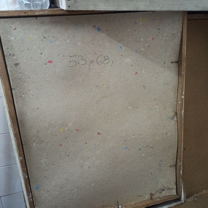 Използвани 50бр. дървени рамки без картини