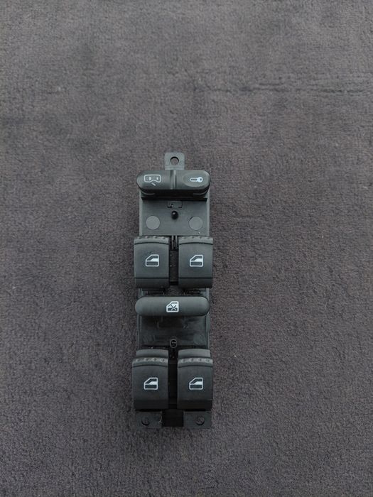 Комплект оригинален драскан алумин Vw Golf mk4