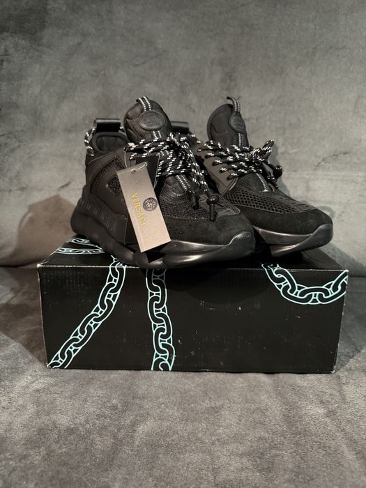 Versace Chain Reaction