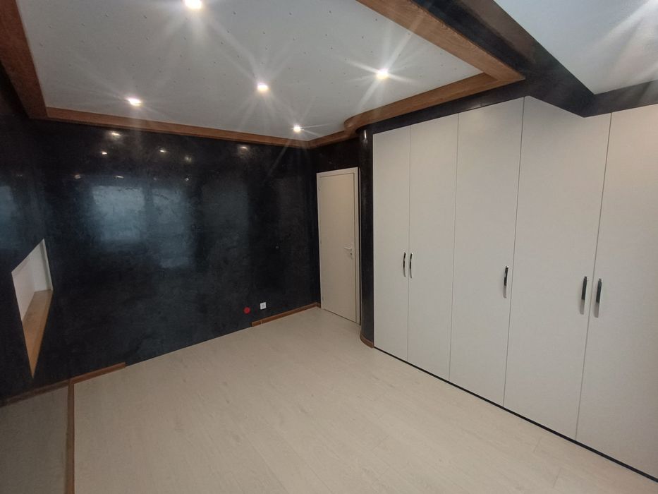 Продава се Двустаен апартамент в Свищов - 55 кв.м за 626 €/кв.м - Снимка #2