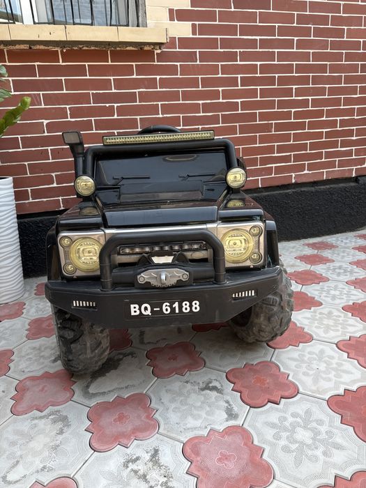 Детская электро машинка