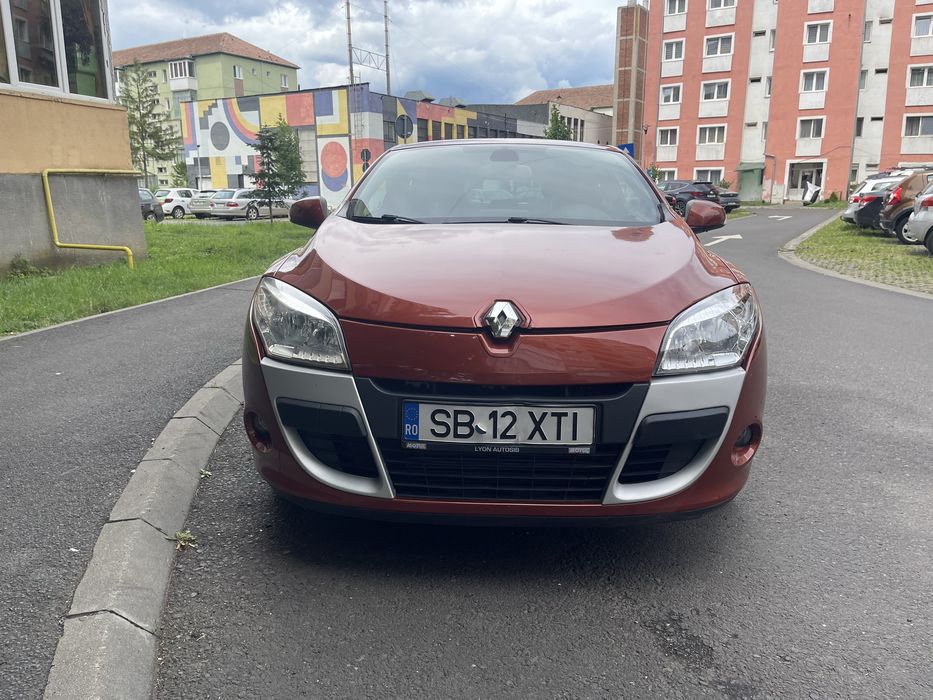 RENAULT Megane 2010 — imagine 2