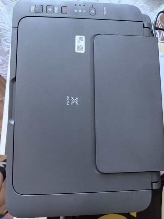 Принтер фирма Canon