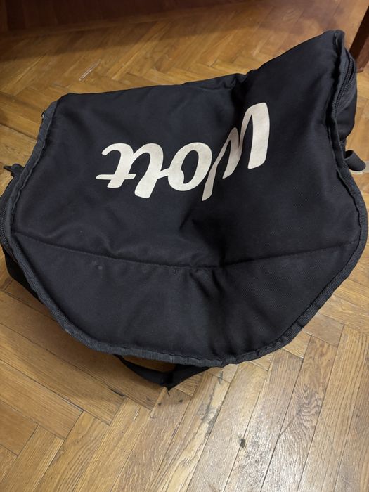 Продам Сумку курьерскую Wolt