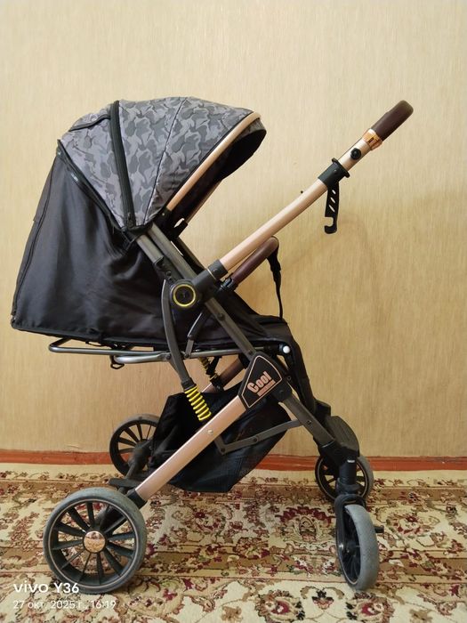 Детские коляски  продается за 15 000т