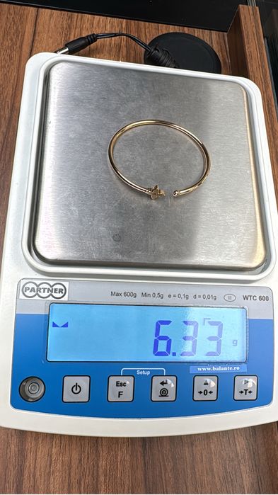 Bratara aur 18 k Louis Vuitton