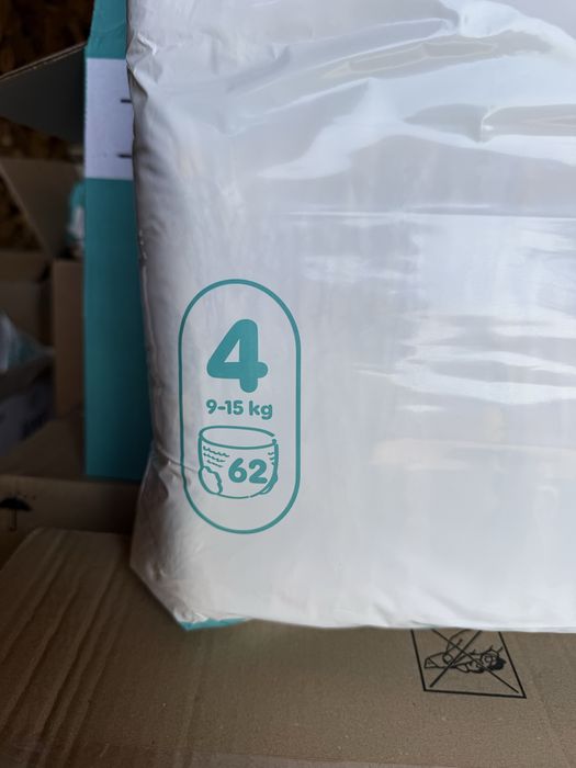 Pampers premium care pants 4