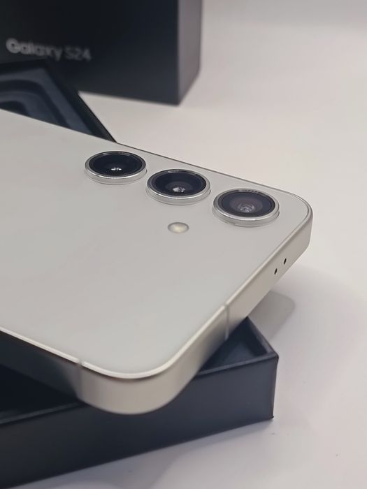 Samsung Galaxy S24 / 256GB