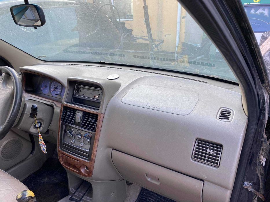 kia carens 1.8 на части киа каренс кожа