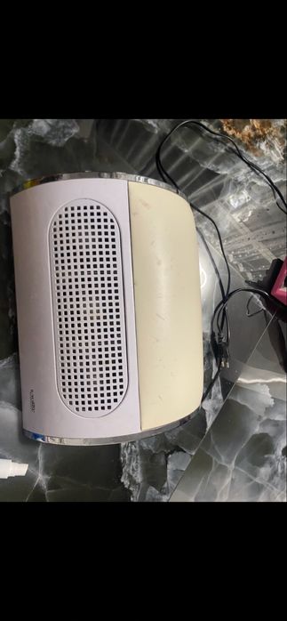 aspirator colector praf unghii