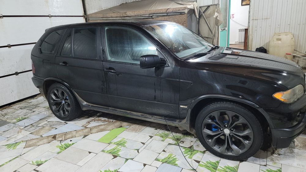 Продам  или обмен  BMW Е53 4.4