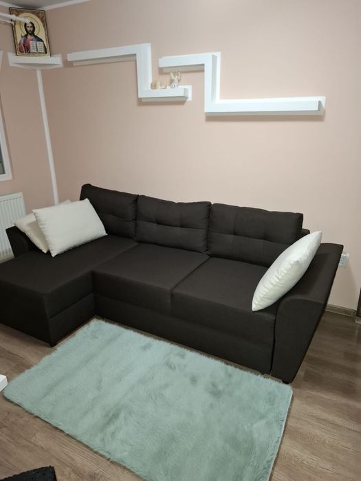 Inchiriez apartament