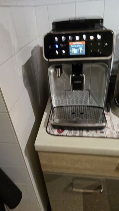 Expresor automat Philips seria 5400