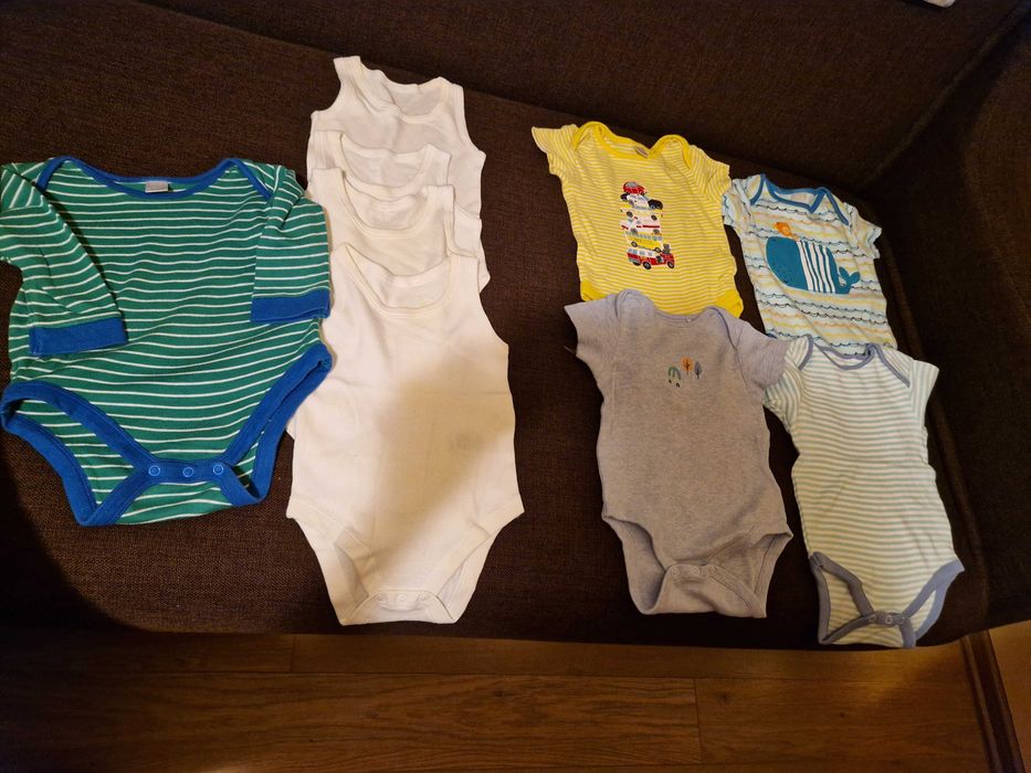 Set body bebelusii 6-9 lunii 9.5kg