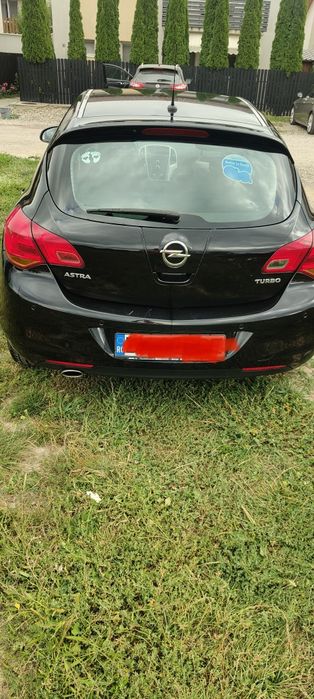 OPEL Astra 2011 — imagine 3