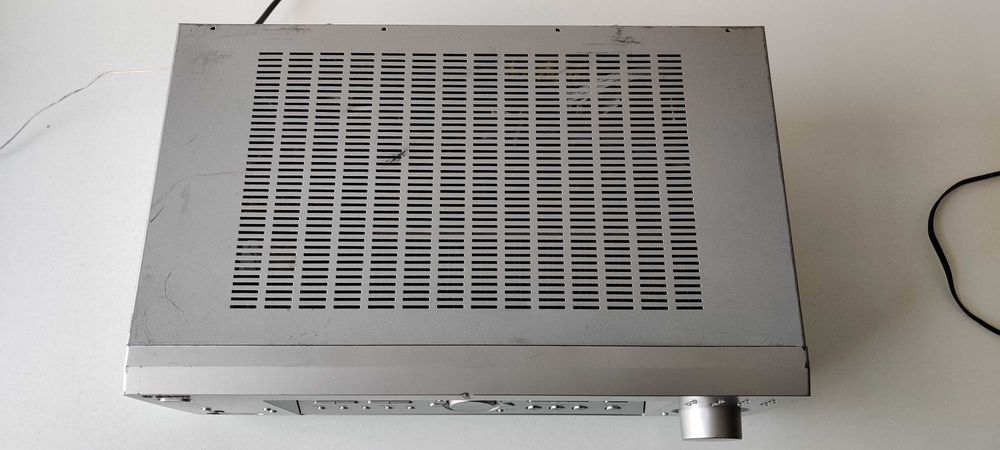 Sony STR DE 685 amplificator 5,1 si stereo sunet bun