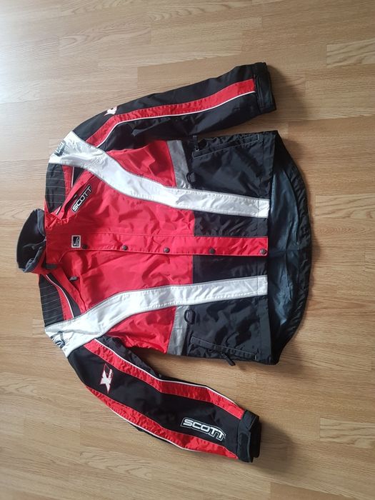 Снегоходный костюм