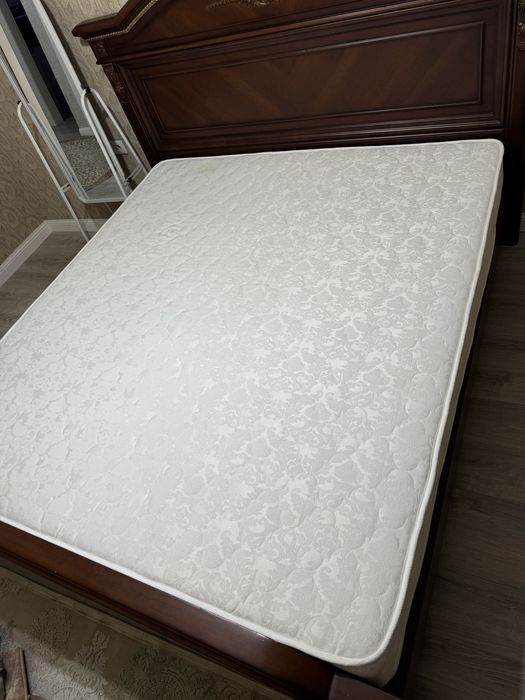 Матрас 200*180см
