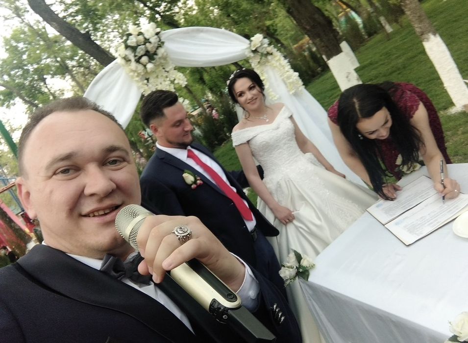 Ведущий на свадьбу, выпускной, Dj в подарок, не дорого.