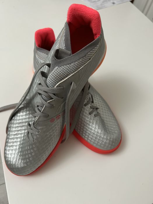 Ghete Fotbal VIRALTO III 3D AIR MESH TF Teren sintetic Gri Adulți