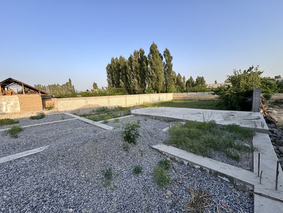 Ер участка сотилади