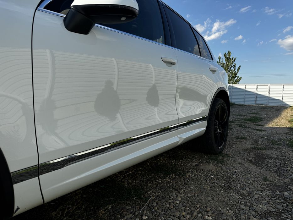 Dezmembrez touareg 7p Rline CRC 3.0tdi
