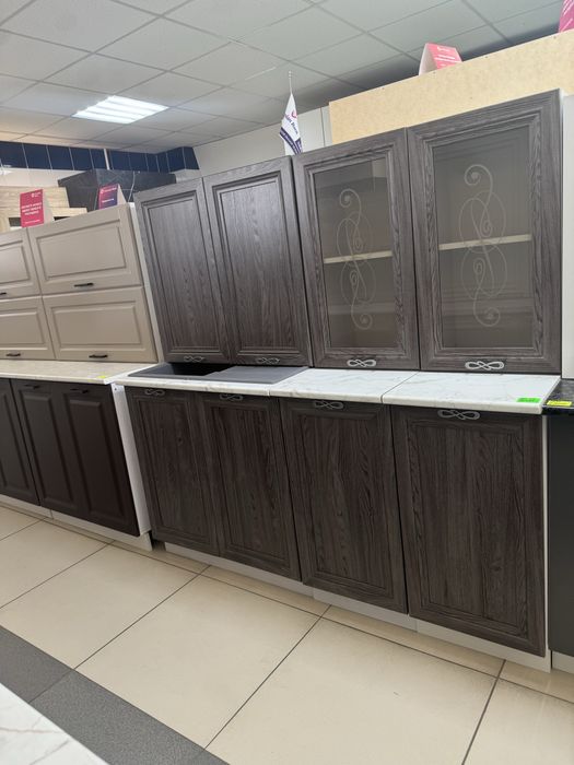 Кухонный гарнитур новый 1.6 м.