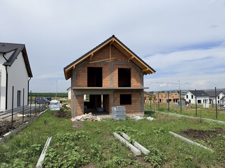 Casă individuală P+M la roșu – 441 mp teren – Șura Mică, Sibiu – persoană fizică