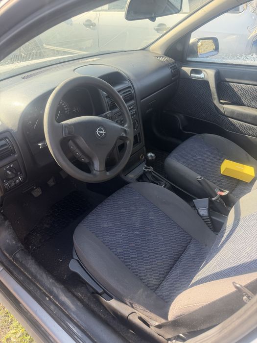 Dezmembram Opel Astra G,2004