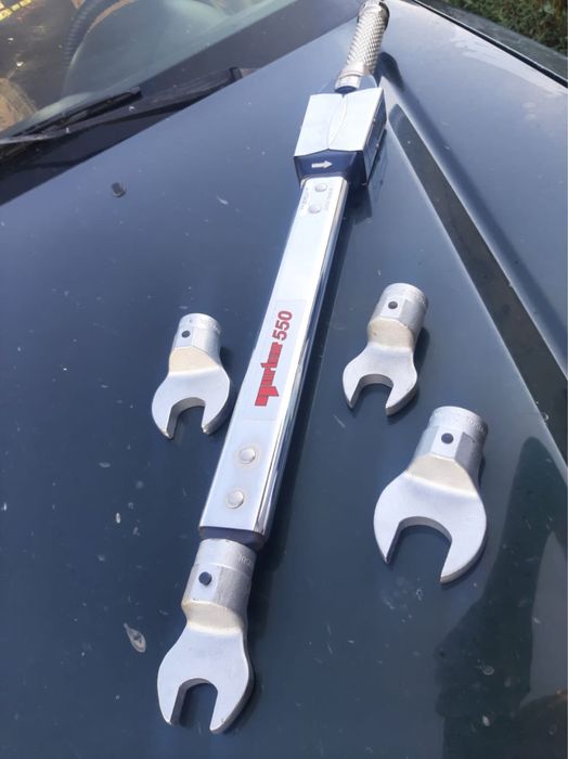 Ключ динамометрический продам новый