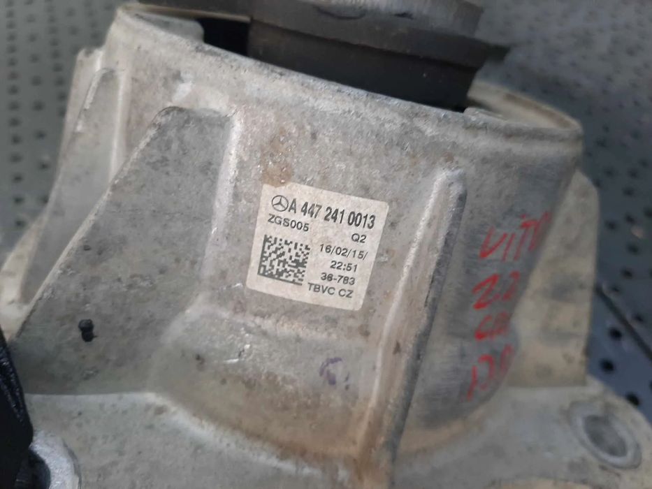 suport tampon motor dreapta mercedes  vito w447 2.2cdi euro 6  a4472410013