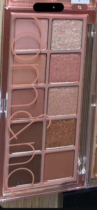 Осы тени для век сатам оригинал 12мын алдым 7мынга берип жиберемин