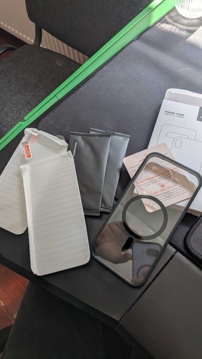 Google Pixel 9a husa si protectie ecran