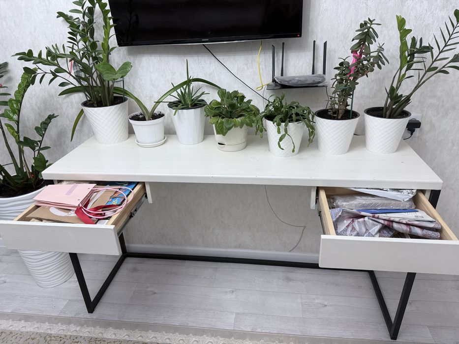 ПРОДАМ стол в стиле ЛОФТ