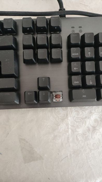Клавиатура Logitech g512 carbon и наушники HyperX cloud alpha