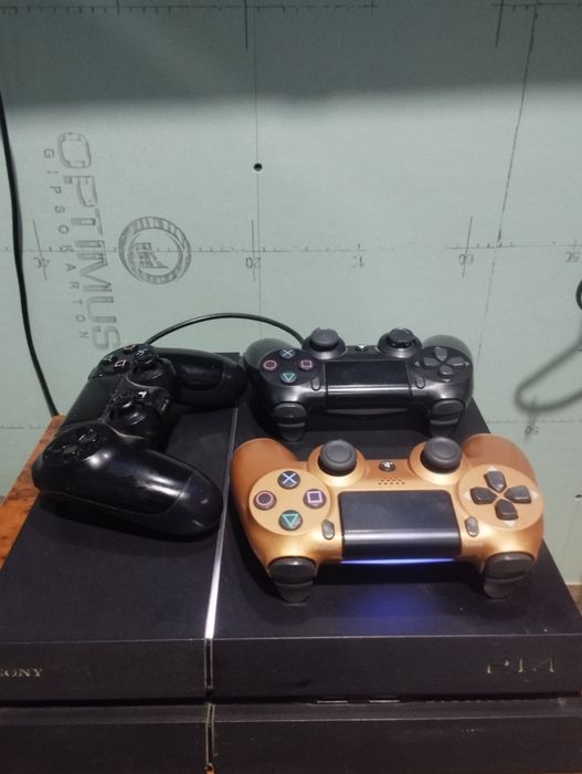 Playstation 4 yaxshi holatda
