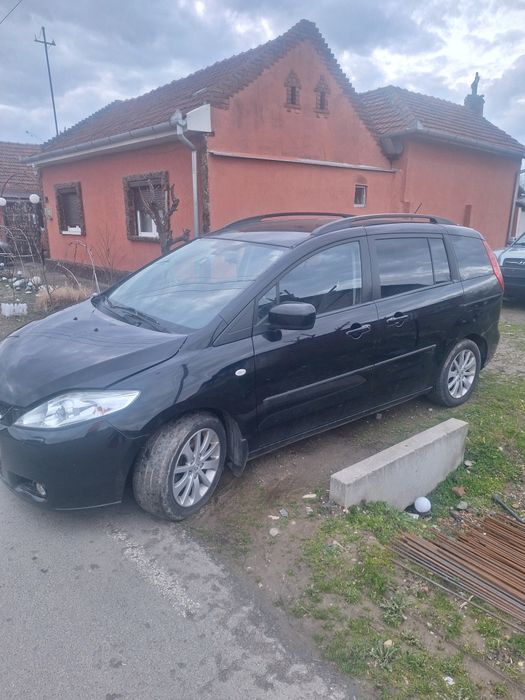 Vand mazda 5 cu 7 locuri