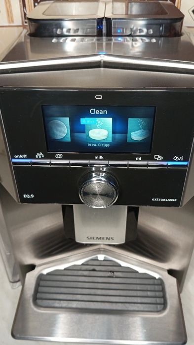 Espressor automat Siemens EQ.9 s50