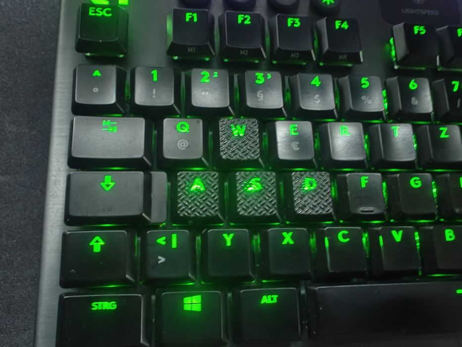 Безжична клавиатура Logitech G915 TKL