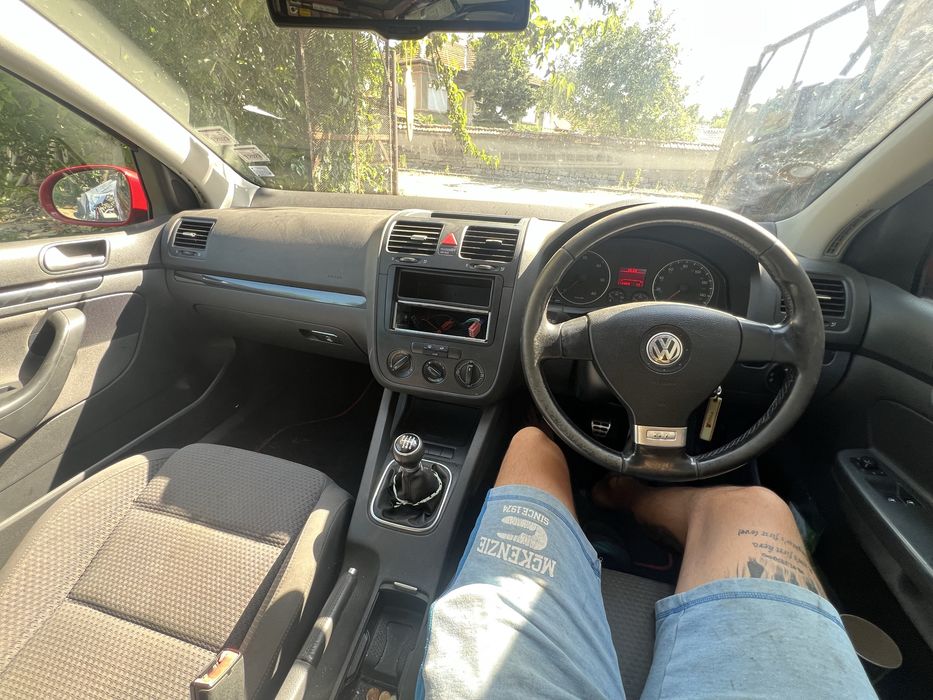 Голф 5 2.0 140 16v  само на части