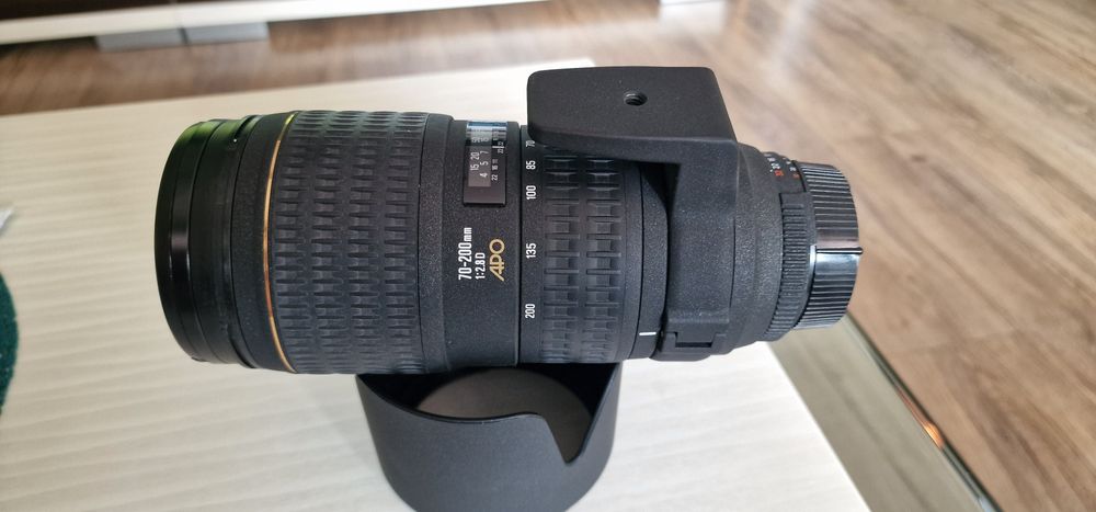 Sigma 70-200mm f/2.8 EX DG APO HSM за NIKON F 
​Описание:
​Продавам легендарното „работно конче“ на Sigma – 70-200